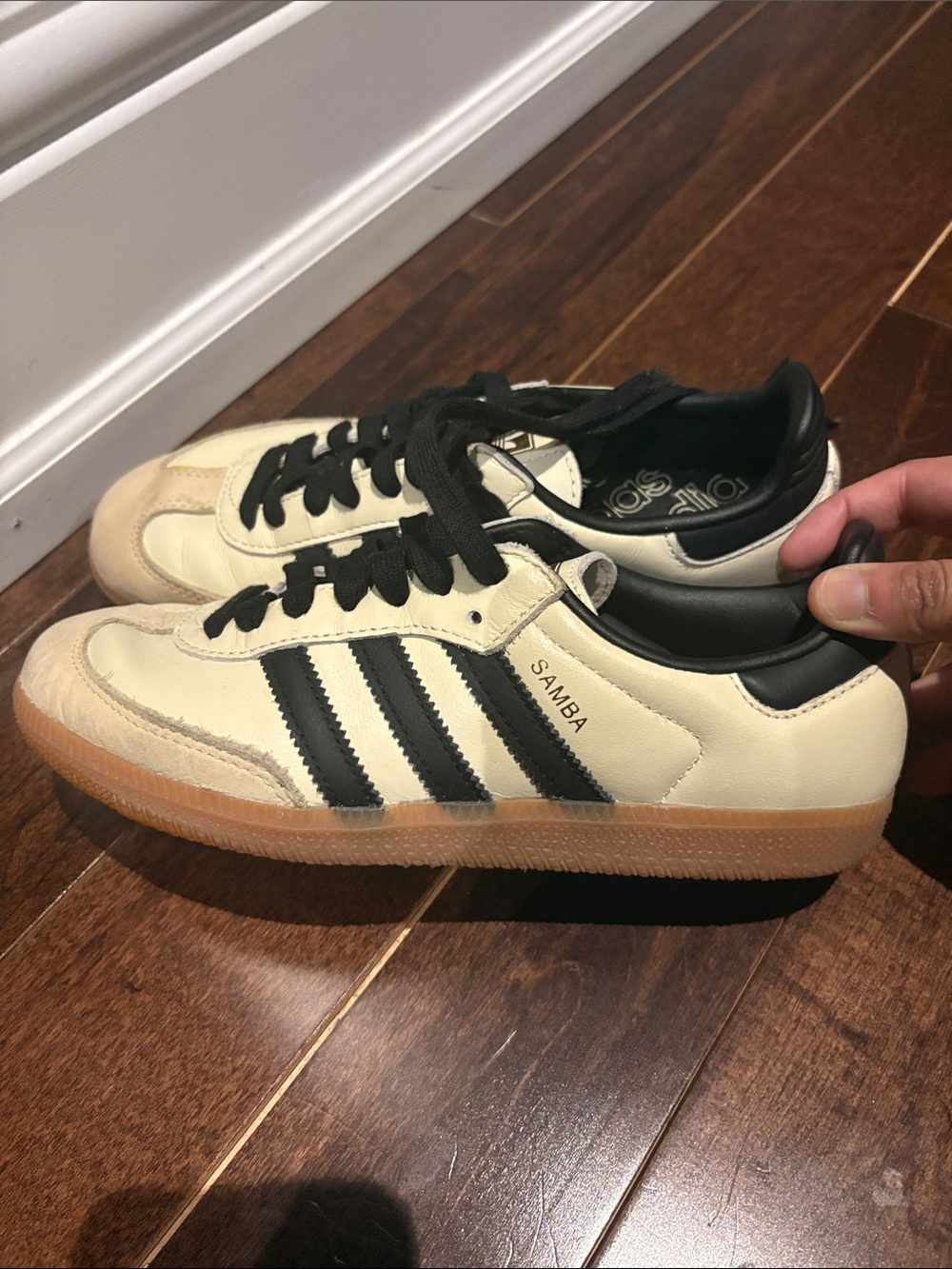 adidas Samba Men’s Cream and Black Low-Profile Sneakers